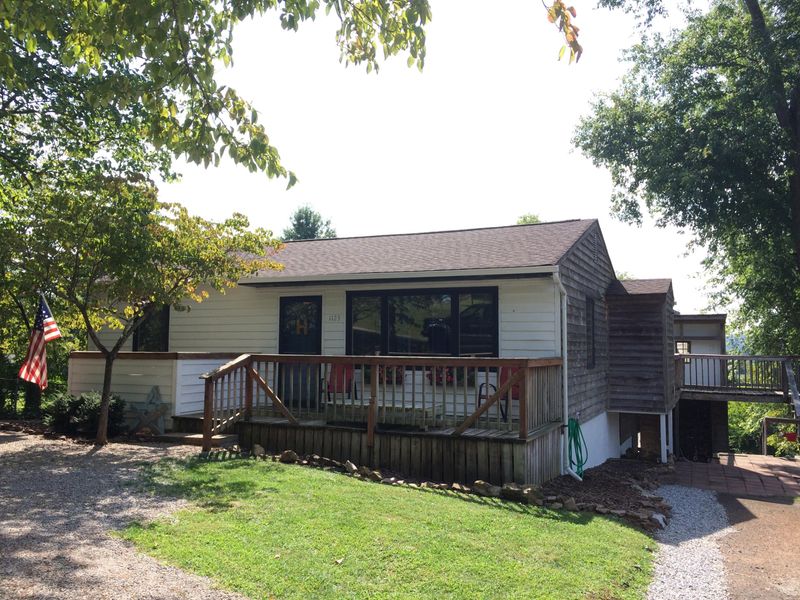 1123 E Red Bud Rd, Knoxville, TN 37920