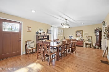 1124 Post Oak Valley Rd, Rockwood, TN 37854
