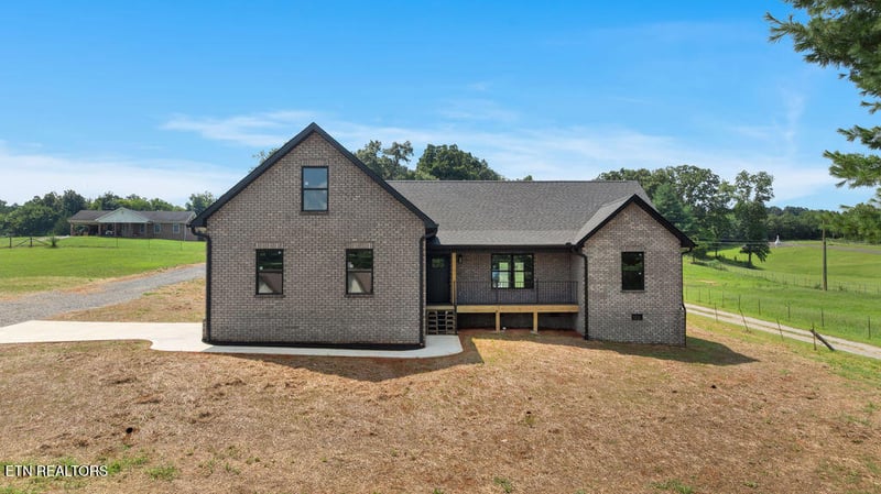 1124 Ruby Way, Greenback, TN 37742
