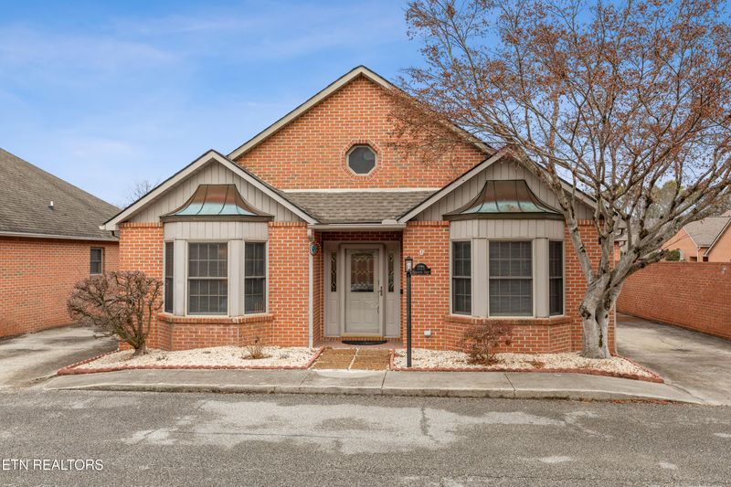 1125 Fairgrounds Ct, Kingston, TN 37763