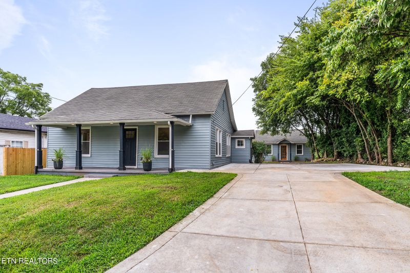 1125 Monroe St #A/B, Sweetwater, TN 37874