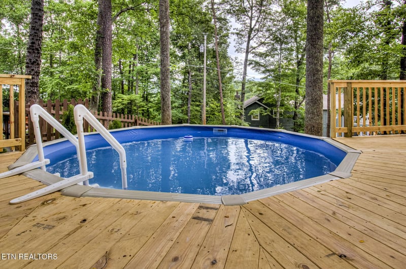 1125 Tanrac Tr, Gatlinburg, TN 37738