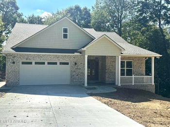 1127 Edith Ln, Lenoir City, TN 37771