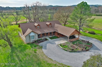 1127 Tarwater Rd, Knoxville, TN 37920