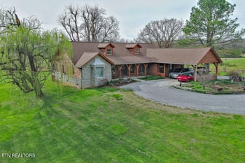 1127 Tarwater Rd, Knoxville, TN 37920