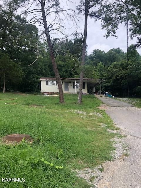 1128 8th Street St, Etowah, TN 37331