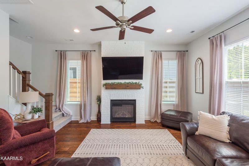1128 Belle Pond Ave, Knoxville, TN 37932