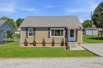 1128 Huffland Dr, Loudon, TN 37774