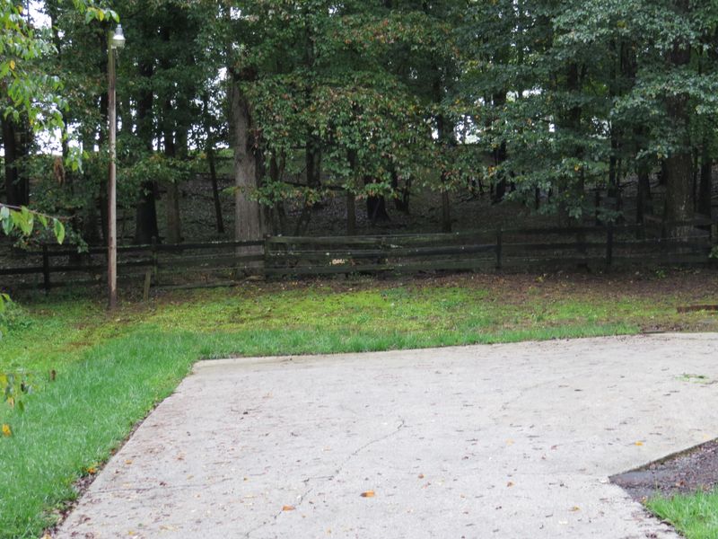 1128 Lula Bell Dr, Powell, TN 37849