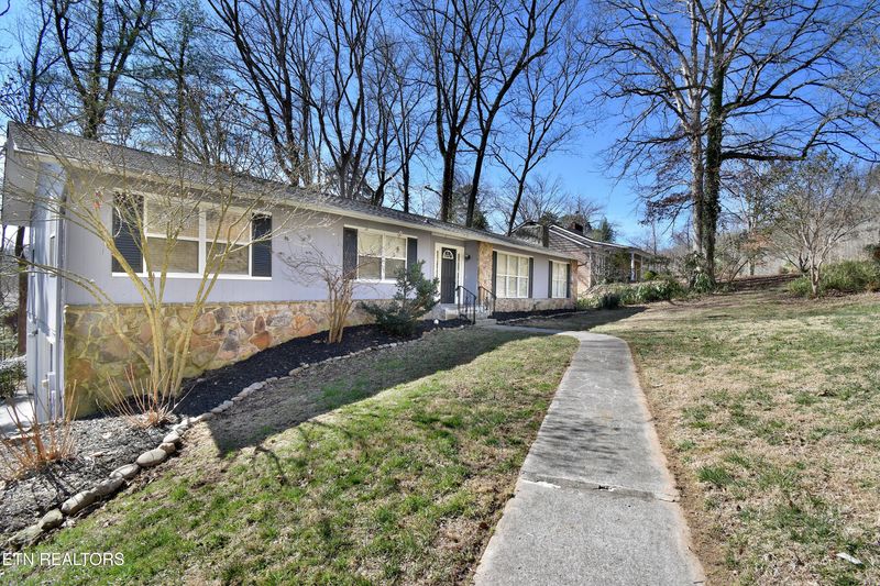 113 Balboa Cir, Oak Ridge, TN 37830