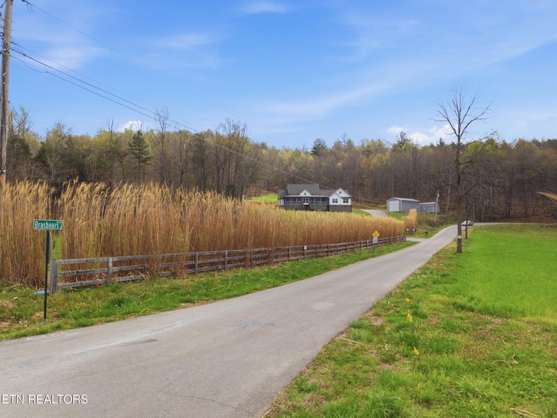 113 Brashears Rd, Harriman, TN 37748