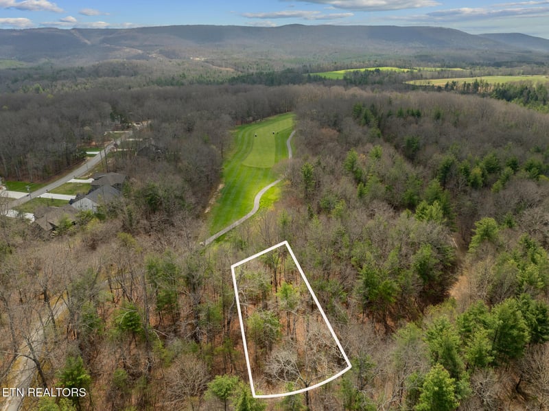113 Broadstone Dr, Crossville, TN 38558