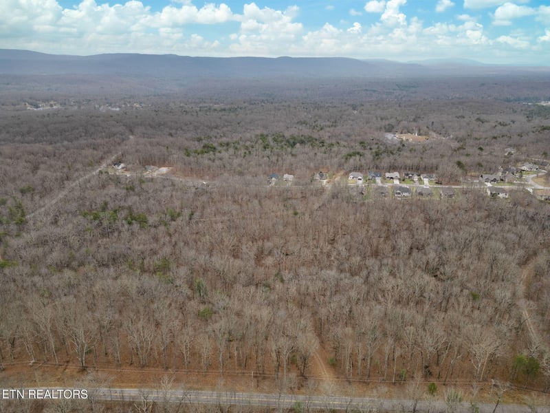 113 Cliffside Dr, Crossville, TN 38558