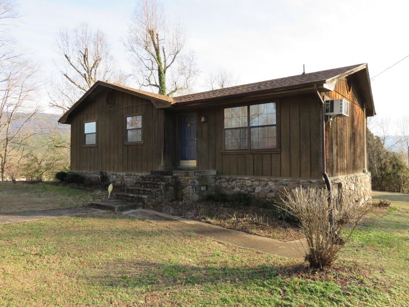 113 County Road 863, Etowah, TN 37331