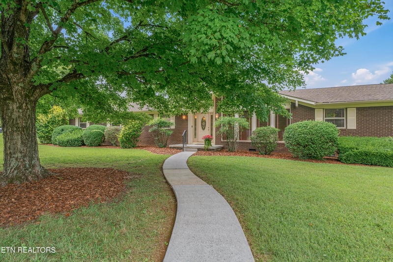 113 Crowfield Rd, Knoxville, TN 37922
