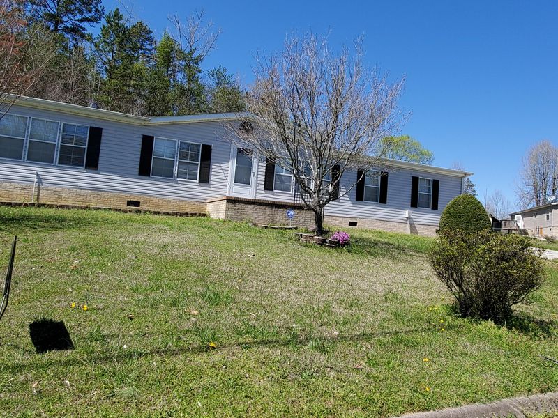 113 Cutters Ln, Clinton, TN 37716