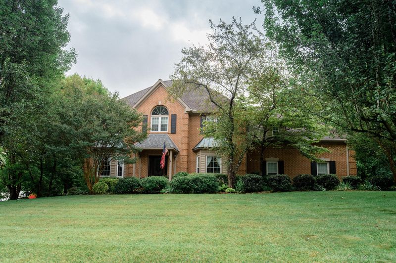 113 Danbury Dr, Oak Ridge, TN 37830