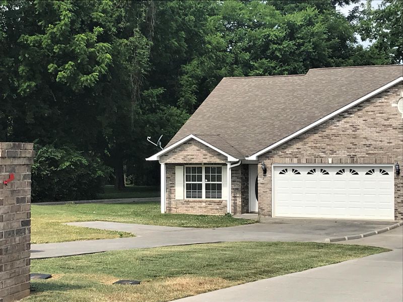 113 Dockery Dr, Maryville, TN 37804