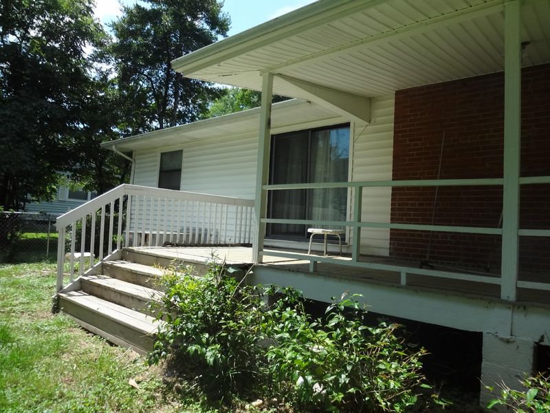 113 E Newkirk Ln #1, Oak Ridge, TN 37830