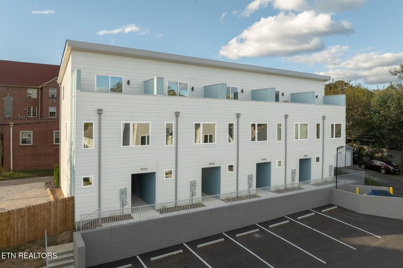 113 E Oldham Ave #103, Knoxville, TN 37917