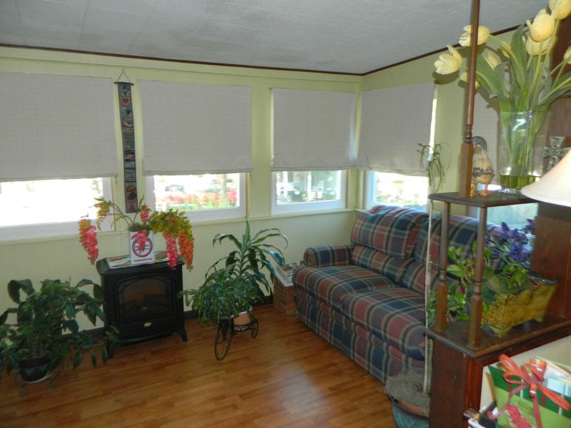 113 Foster Ave, Harriman, TN 37748