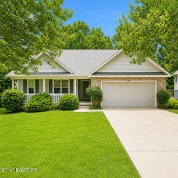 113 Hilton Ln, Crossville, TN 38558