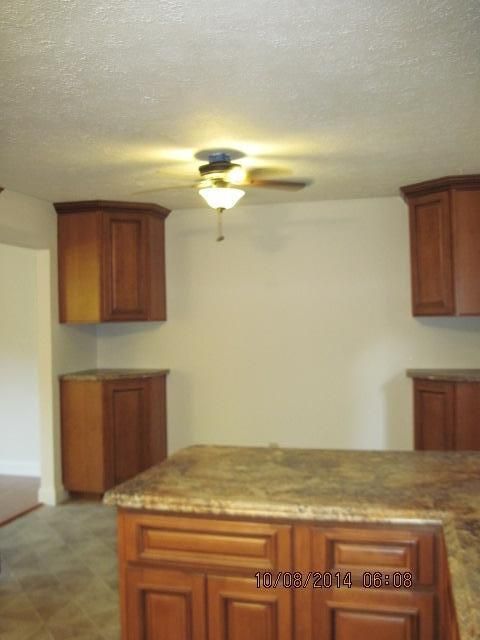 113 Jefferson Ave, Clinton, TN 37716