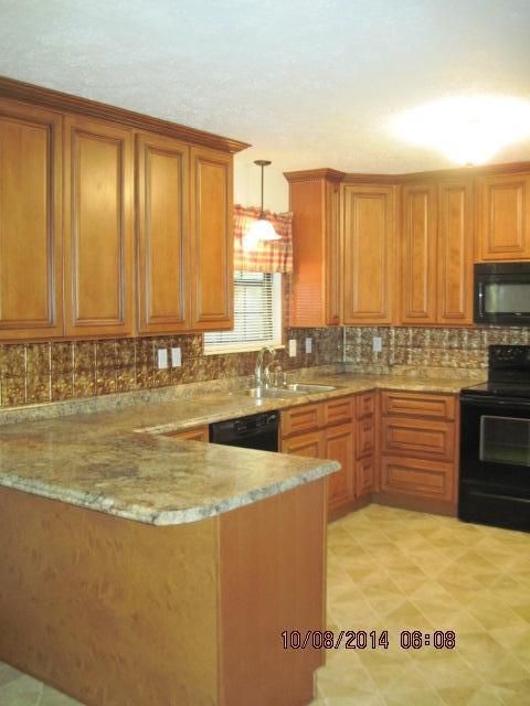 113 Jefferson Ave, Clinton, TN 37716
