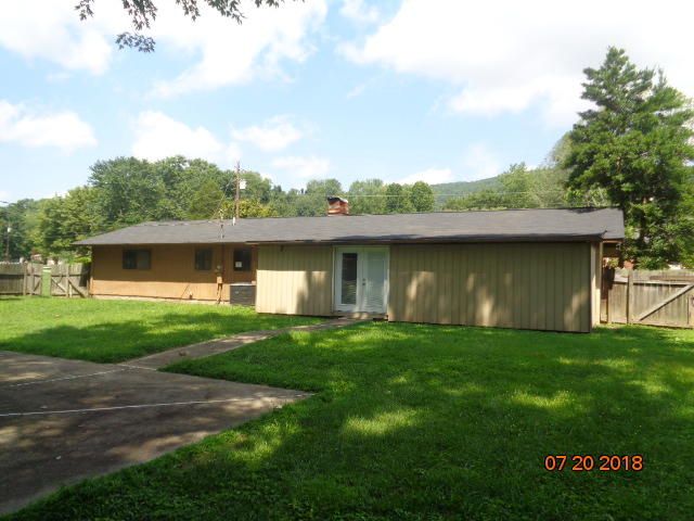 113 Meadowlark Dr, Harriman, TN 37748