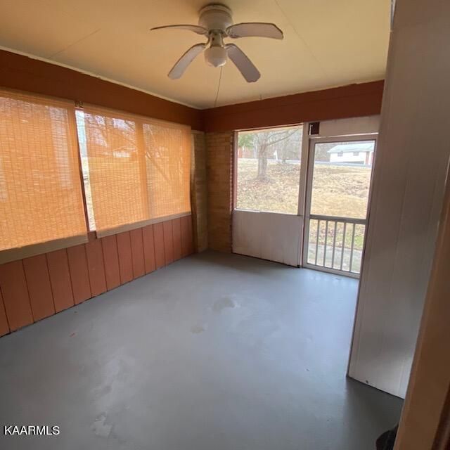 113 N Seneca Rd, Oak Ridge, TN 37830