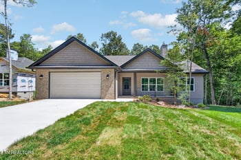 113 Newcastle Ln, Crossville, TN 38558