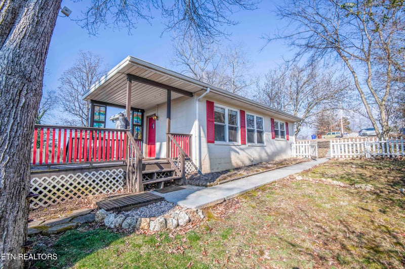 113 Niagara Ln, Oak Ridge, TN 37830