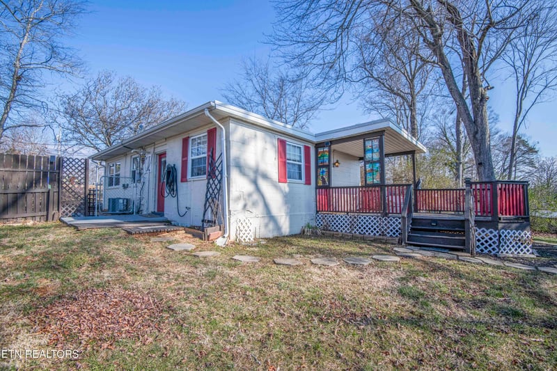 113 Niagara Ln, Oak Ridge, TN 37830