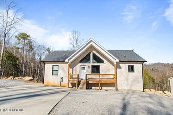 113 Pool Dr, Lafollette, TN 37766