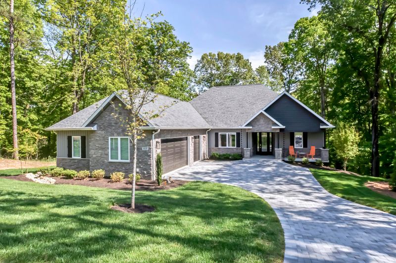 113 Sasa Way, Loudon, TN 37774