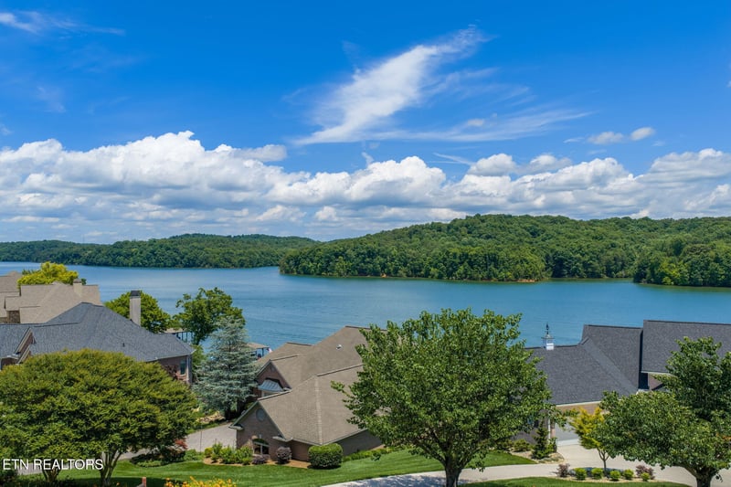 113 Sunali Ln, Loudon, TN 37774