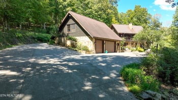 1130 Lakeview Dr, Sharps Chapel, TN 37866
