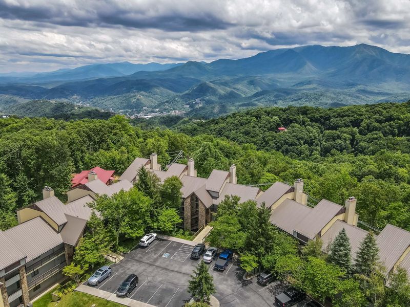 1130 Ski View Dr #111, Gatlinburg, TN 37738