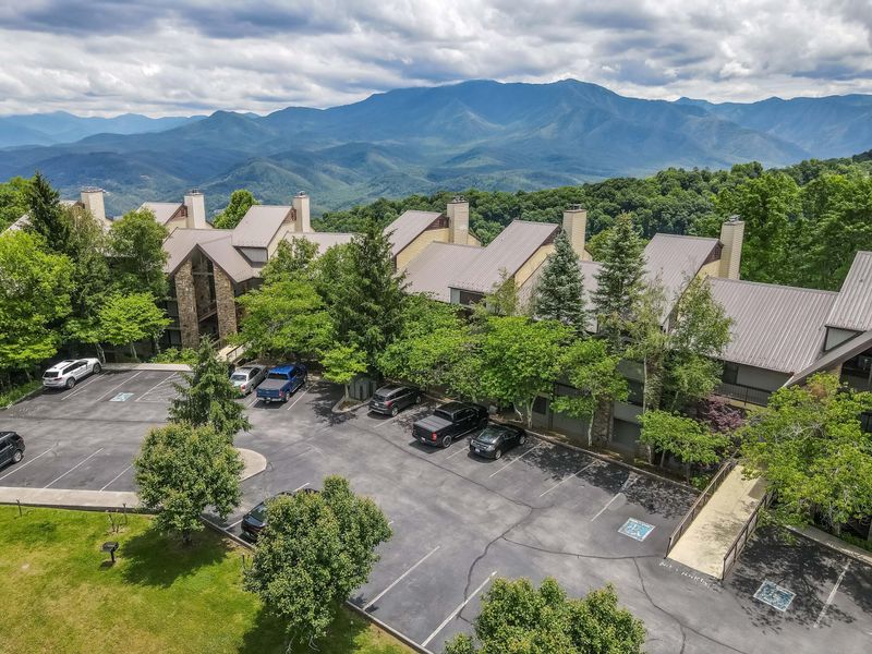 1130 Ski View Dr #111, Gatlinburg, TN 37738