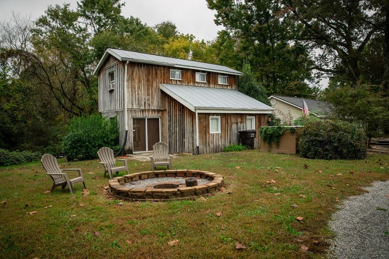 11309 Sam Lee Rd, Knoxville, TN 37932