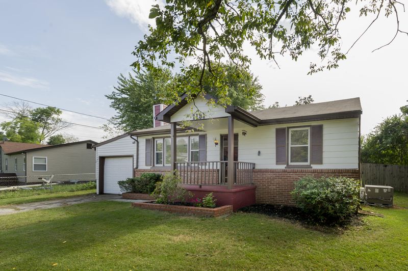 1131 Ferd Hickey Rd, Knoxville, TN 37909