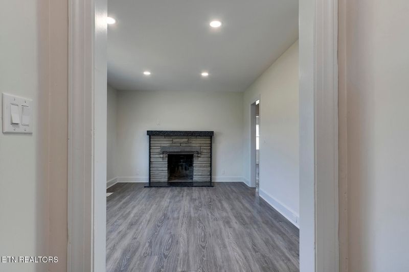 1131 Main St, Wartburg, TN 37887