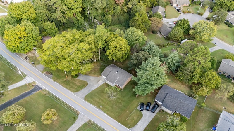 11318 Snyder Rd, Knoxville, TN 37932