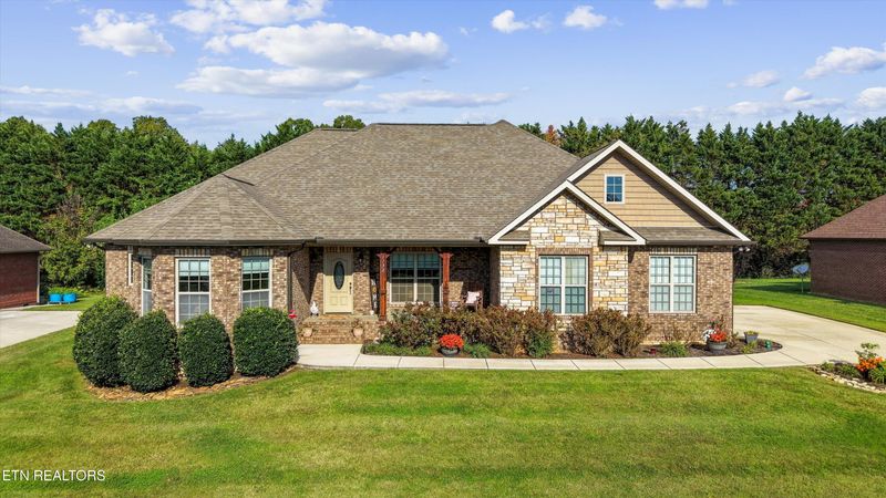 1132 Linford Cir, Alcoa, TN 37701