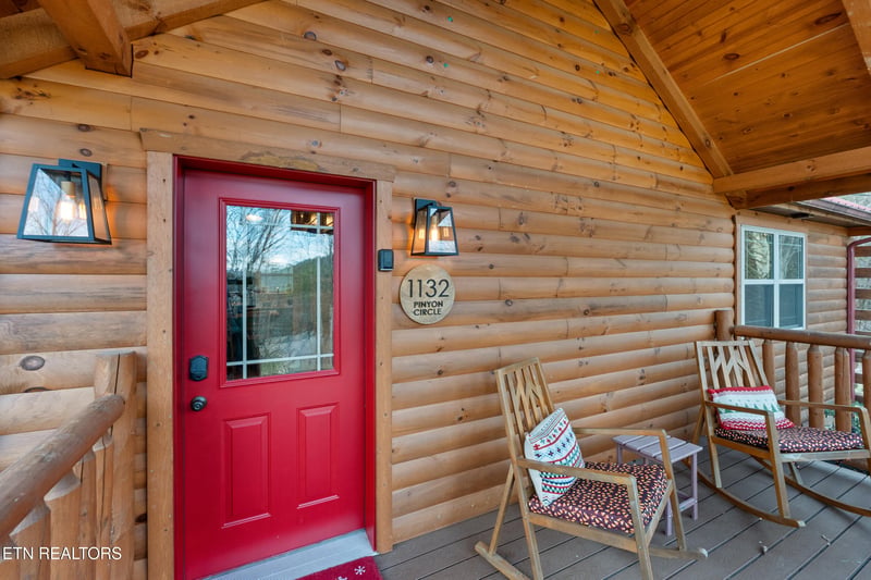 1132 Pinyon Cir, Pigeon Forge, TN 37863