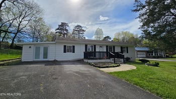 1133 Ferd Hickey Rd, Knoxville, TN 37909