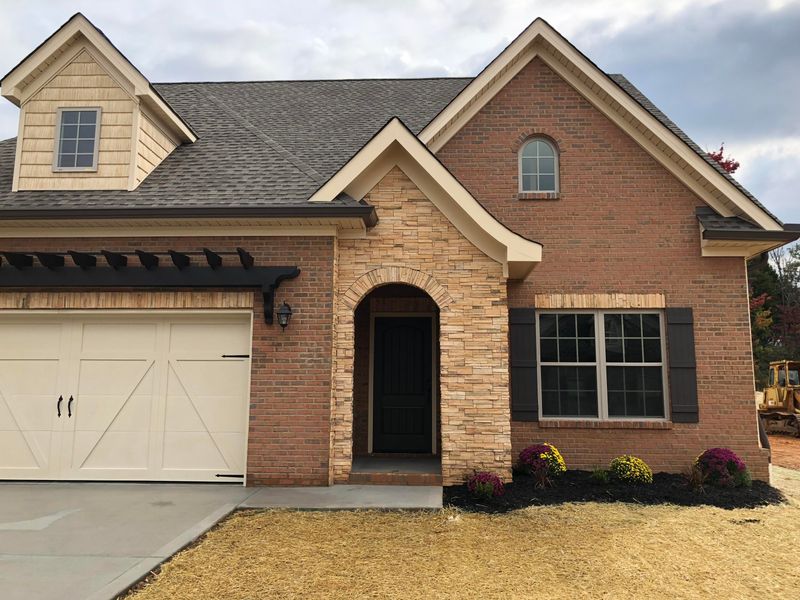 1133 Jacksonian Way, Lenoir City, TN 37772