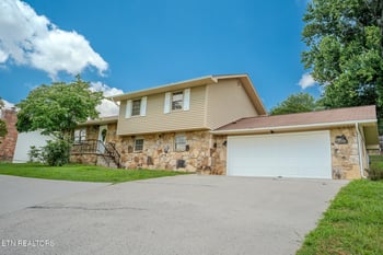 11333 Snyder Rd, Knoxville, TN 37932