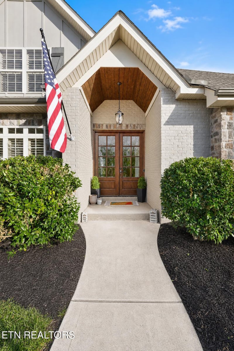 1134 Potterstone Dr, Knoxville, TN 37922