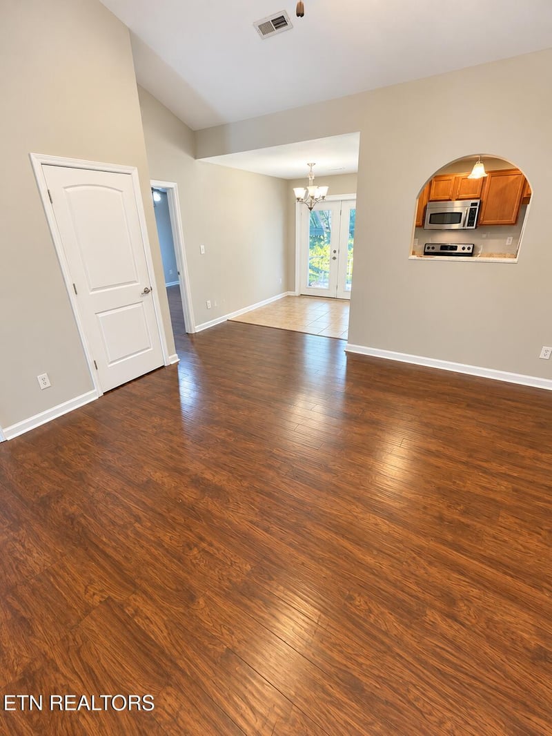 1135 Crested Springs Way, Knoxville, TN 37923
